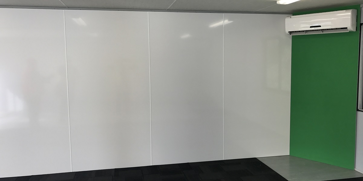 WHAT IS A WHITEBOARD WALL? 